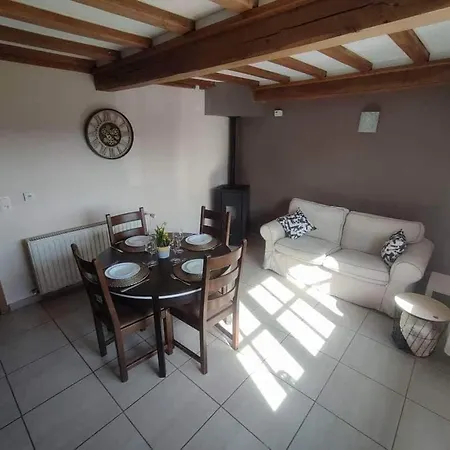 Chez Mona Florenville