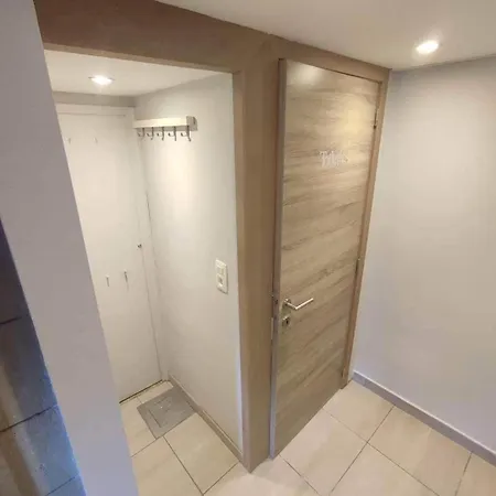 Chez Mona Florenville