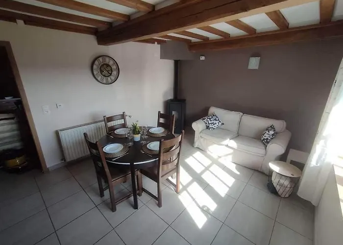 Chez Mona Florenville